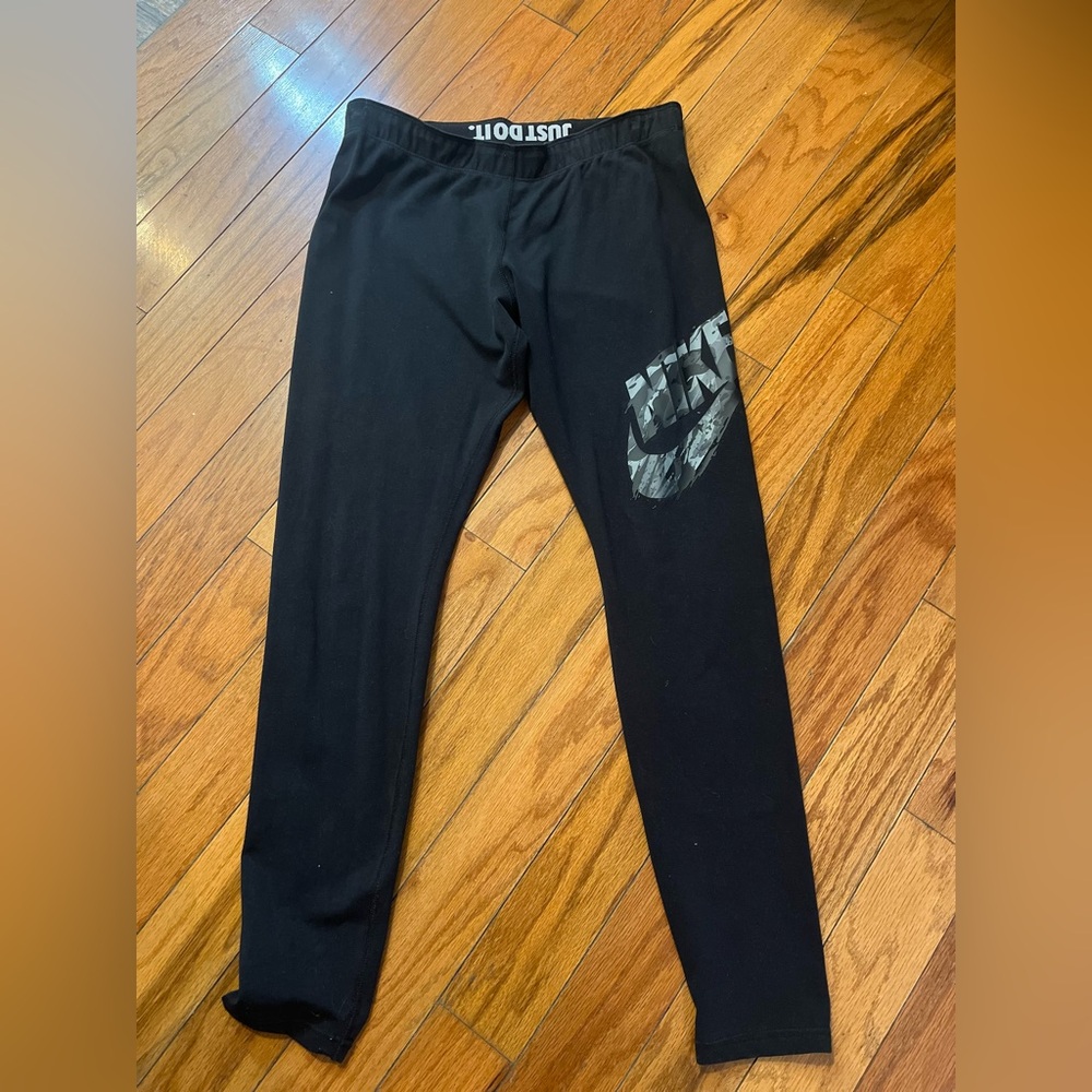 Nike tights full length. Cotton blend